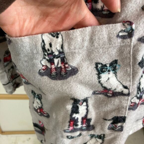 PJ Salvage dog & cat print flannel pj top w/ big pockets - Picture 6 of 14